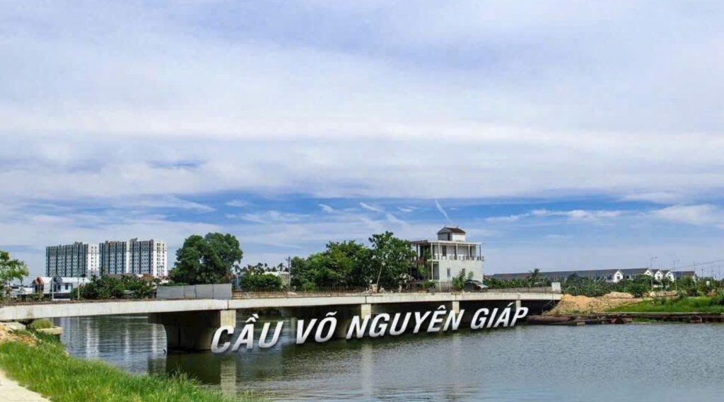 Cầu Võ Nguyên Giáp